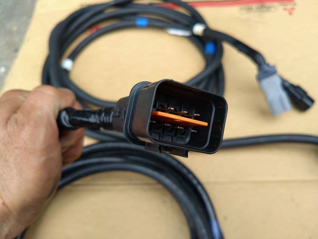 【トレーラーケーブル】