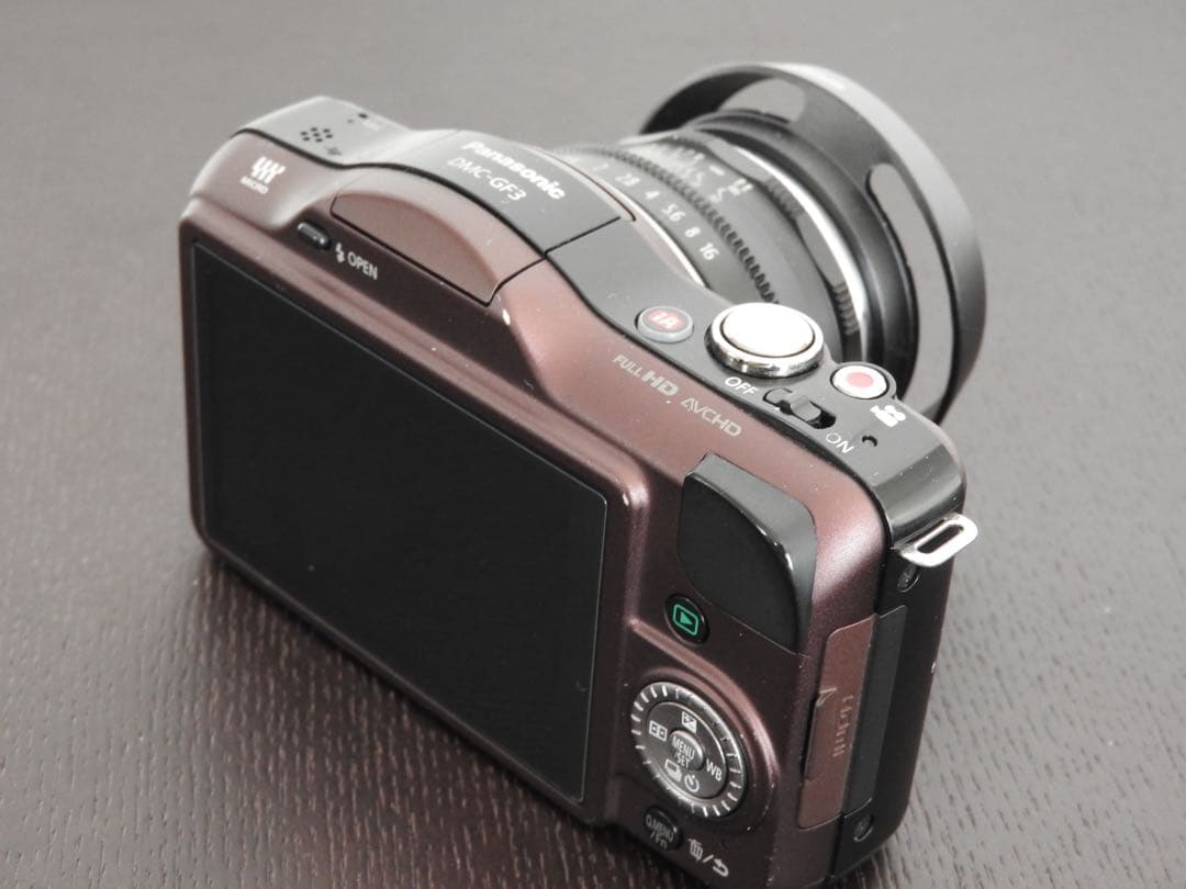 LUMIX GF3 ミラーレスカメラ 25mm f1.8 単焦点 PERGEAR