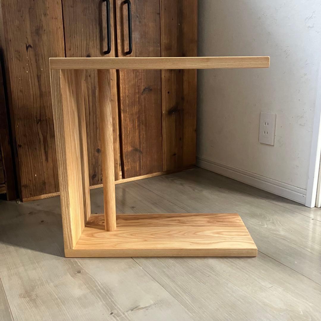 ホワイトアッシュ無垢材　コの字　サイドテーブル　ハンドメイド