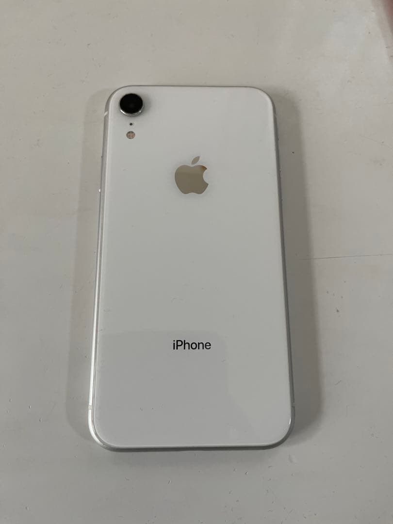 iPhone XR ホワイト128GB 本体のみ SIMフリー