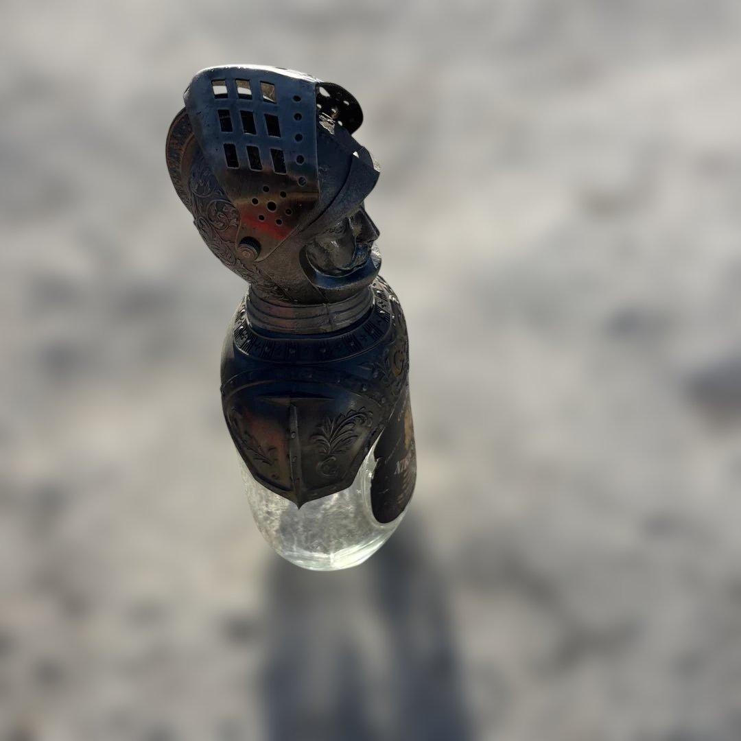 NIKKA WHISKY ゴールド＆ゴールド 750ml空ピン鎧兜　非売品