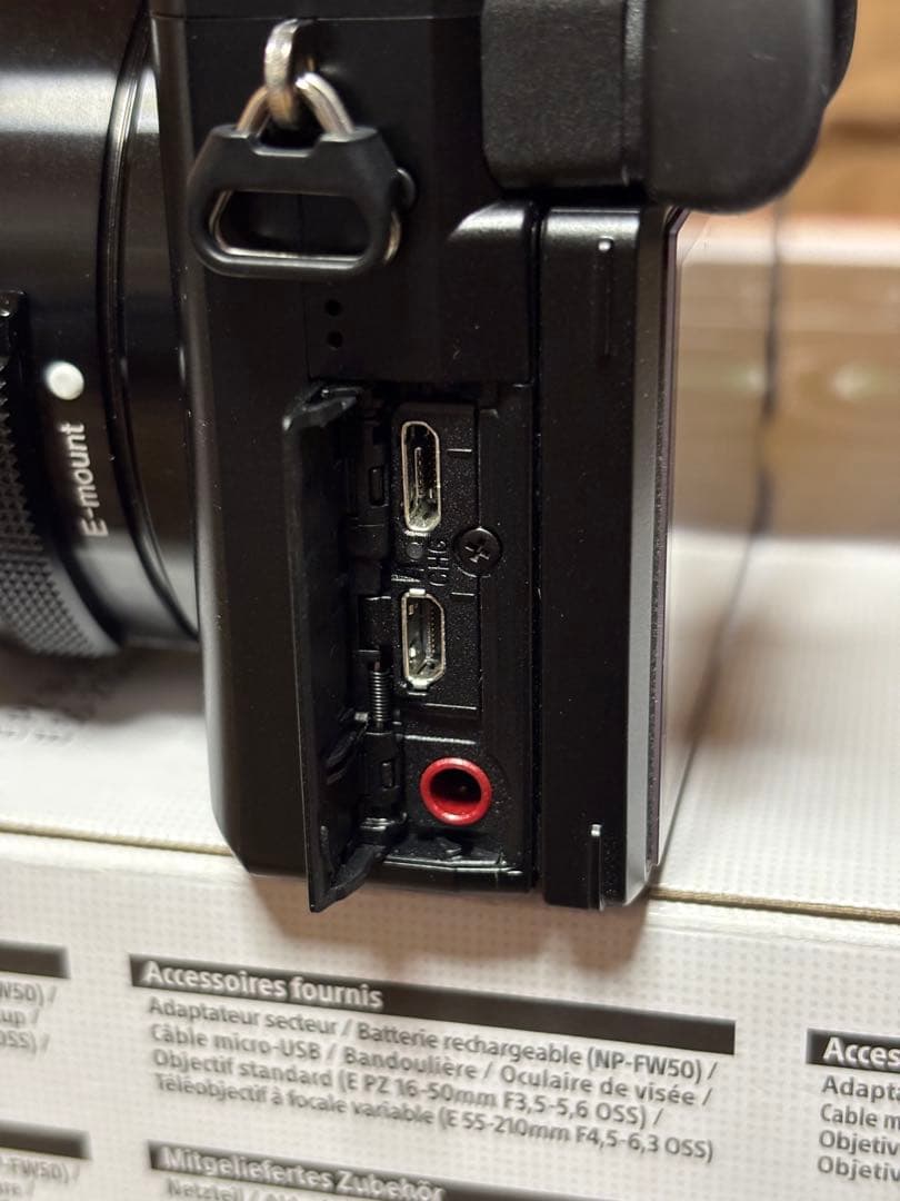 SONY α6100 ミラーレスカメラ