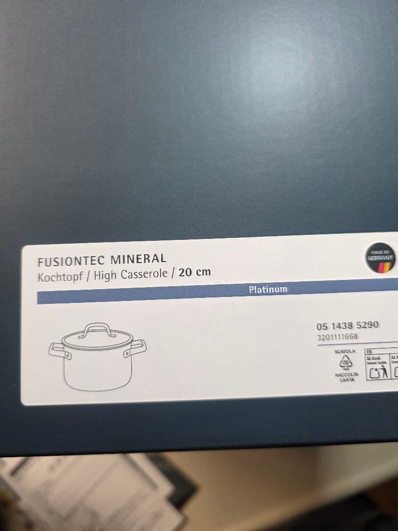 WMFフュージョンテック ミネラル ハイキャセロール PL (プラチナム）