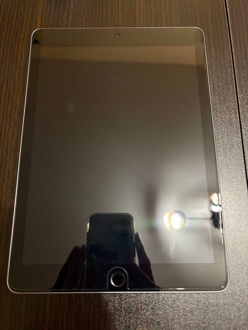 iPad 第6世代 Wi-Fiモデル 32GB スペースグレー 付属品完備