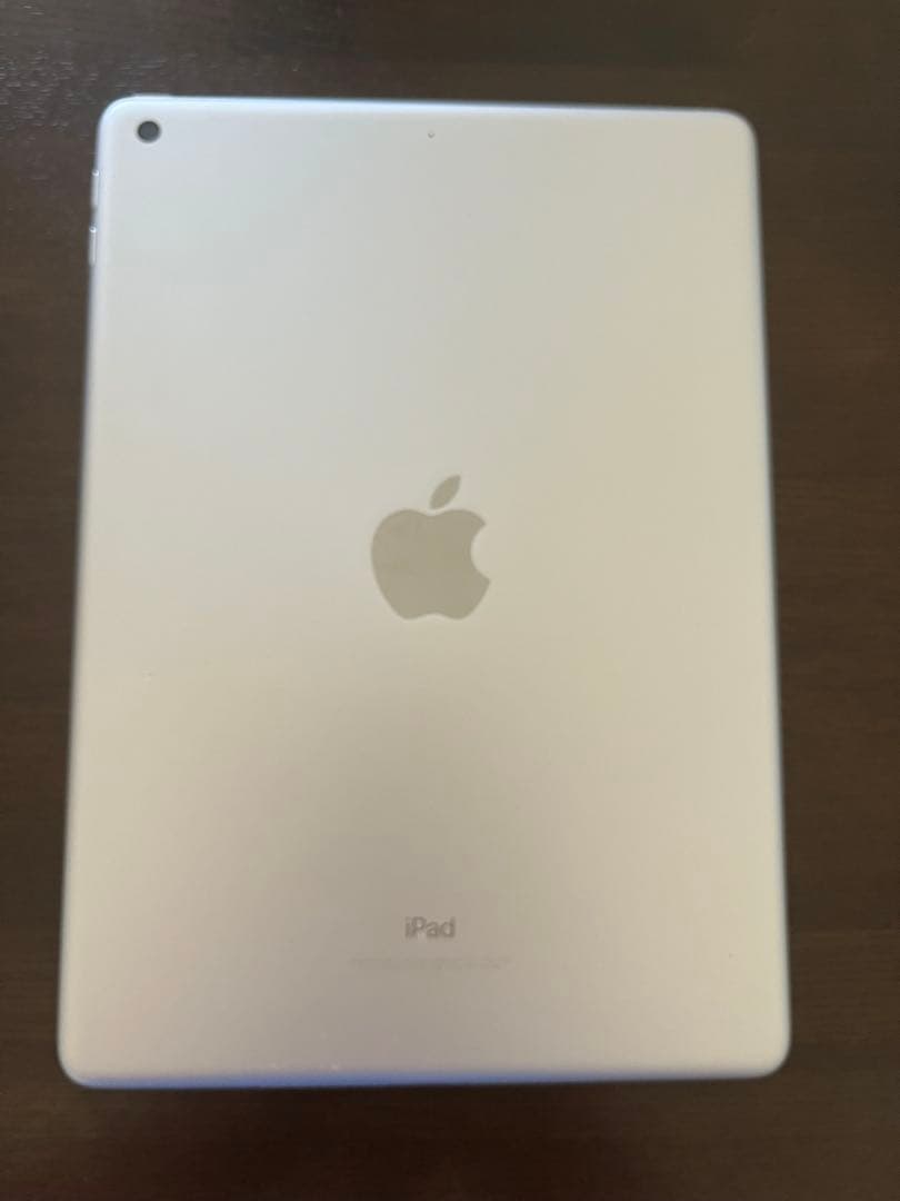 ホワイト iPad 本体第６世代32GB