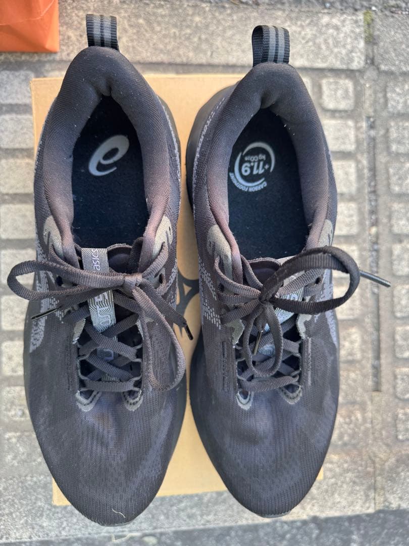 スパイク・シューズ ASICS novablast 5 28cm