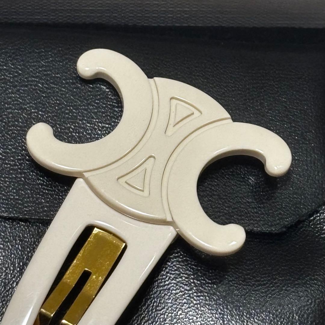 CELINE ラージ スナップ ヘアクリップ