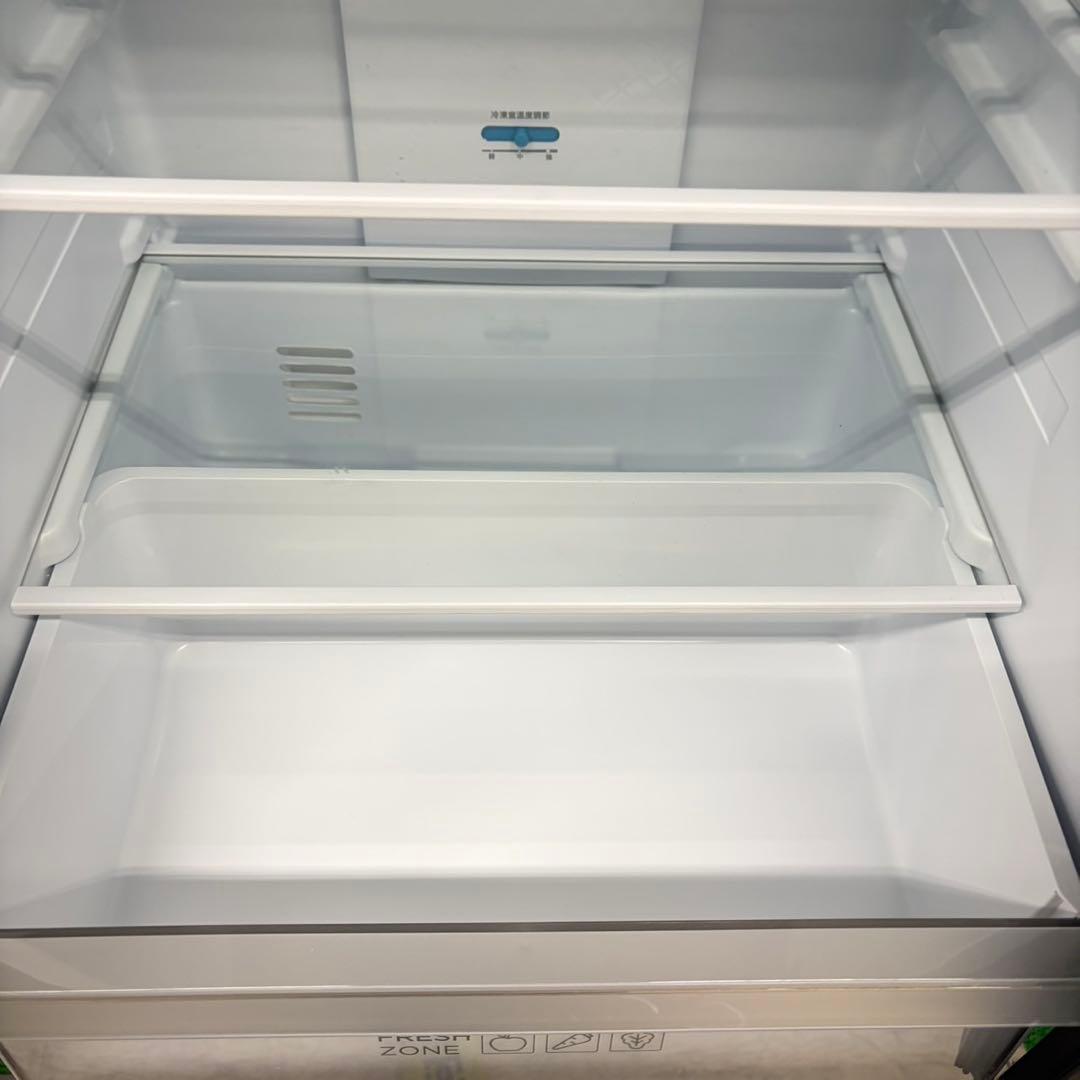 625 冷蔵庫　200L弱　極美品　一人暮らし〜二人暮らし　洗濯機も有　小型