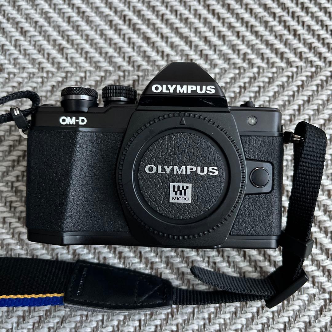 【期間限定】OLYMPUS OM-D E-M10 Mark II ブラック