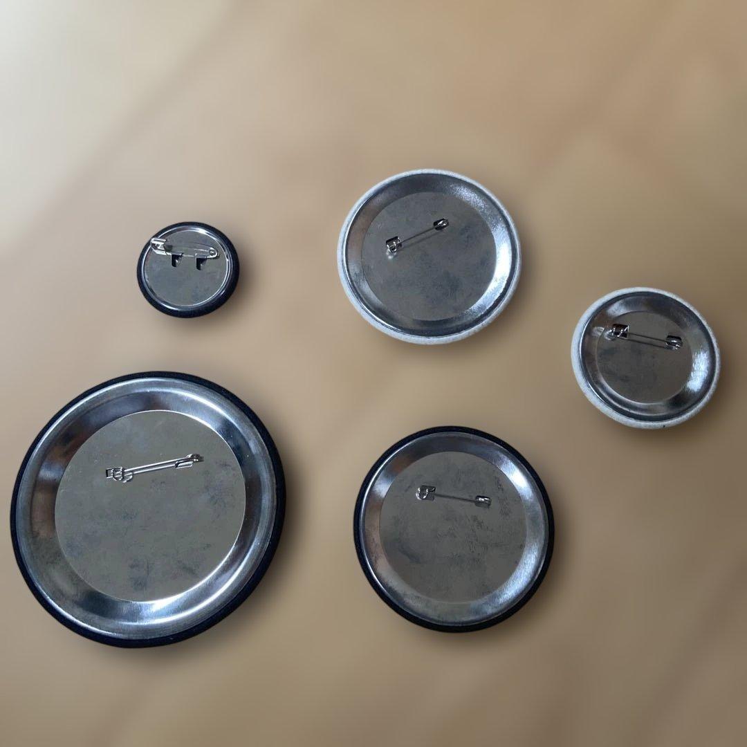 アンダーカバー　ピンバッジ 5枚セット　袋付き