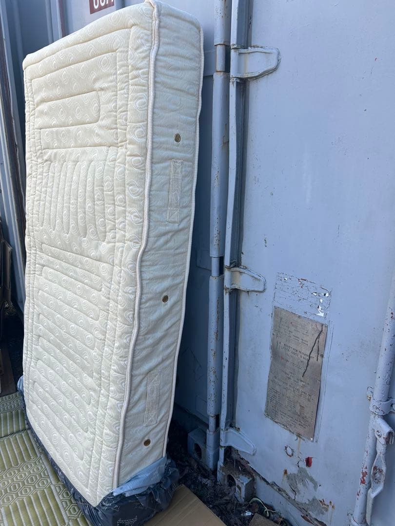 ※直接引き渡し希望！　シングルベッドマット