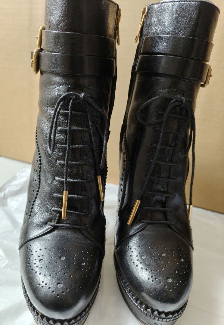 BURBERRY ハイヒール ミドルブーツ ウィングチップ 美品