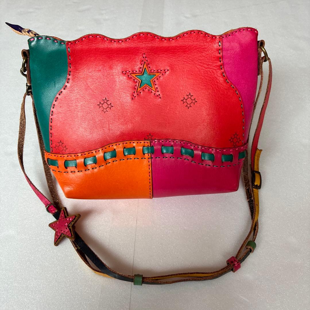 オジャガデザイン カラフルレザーショルダーバッグ