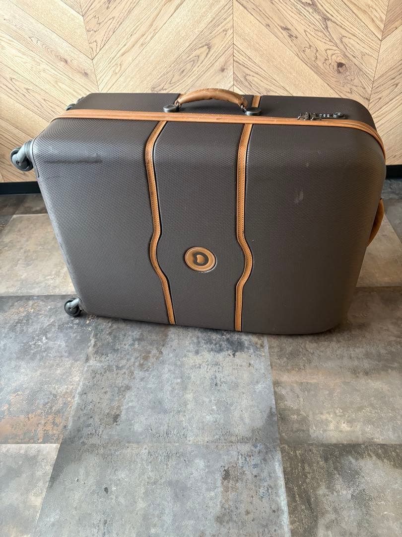 [デルセー] シャトレー 大型 容量110L 縦サイズ78cm 重量5.7kg