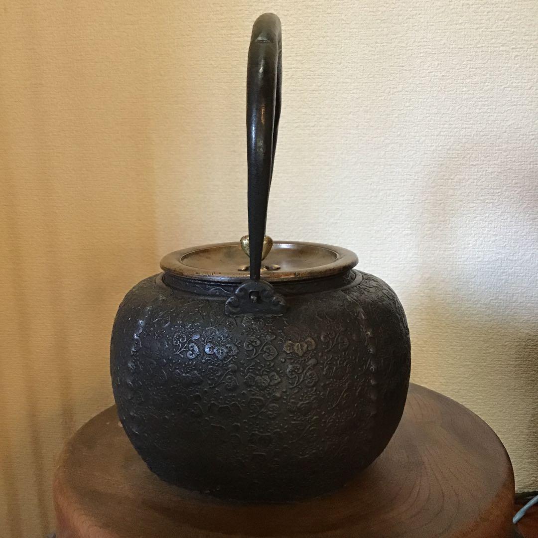 値下‼️江戸期　祥雲堂造　全面花付き二枚葉葵紋桐紋　鉄瓶　龍文堂