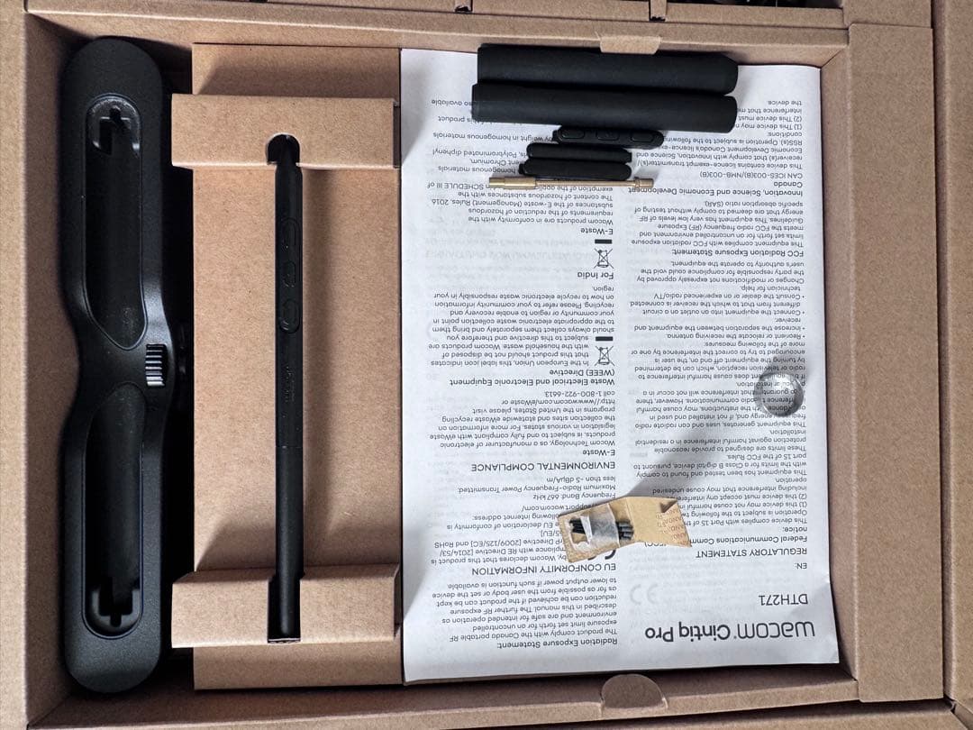 液タブ・ペンタブ Wacom CintiqPro27