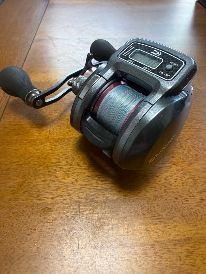 ダイワ　紅牙ICS 103L ベイトリール　左