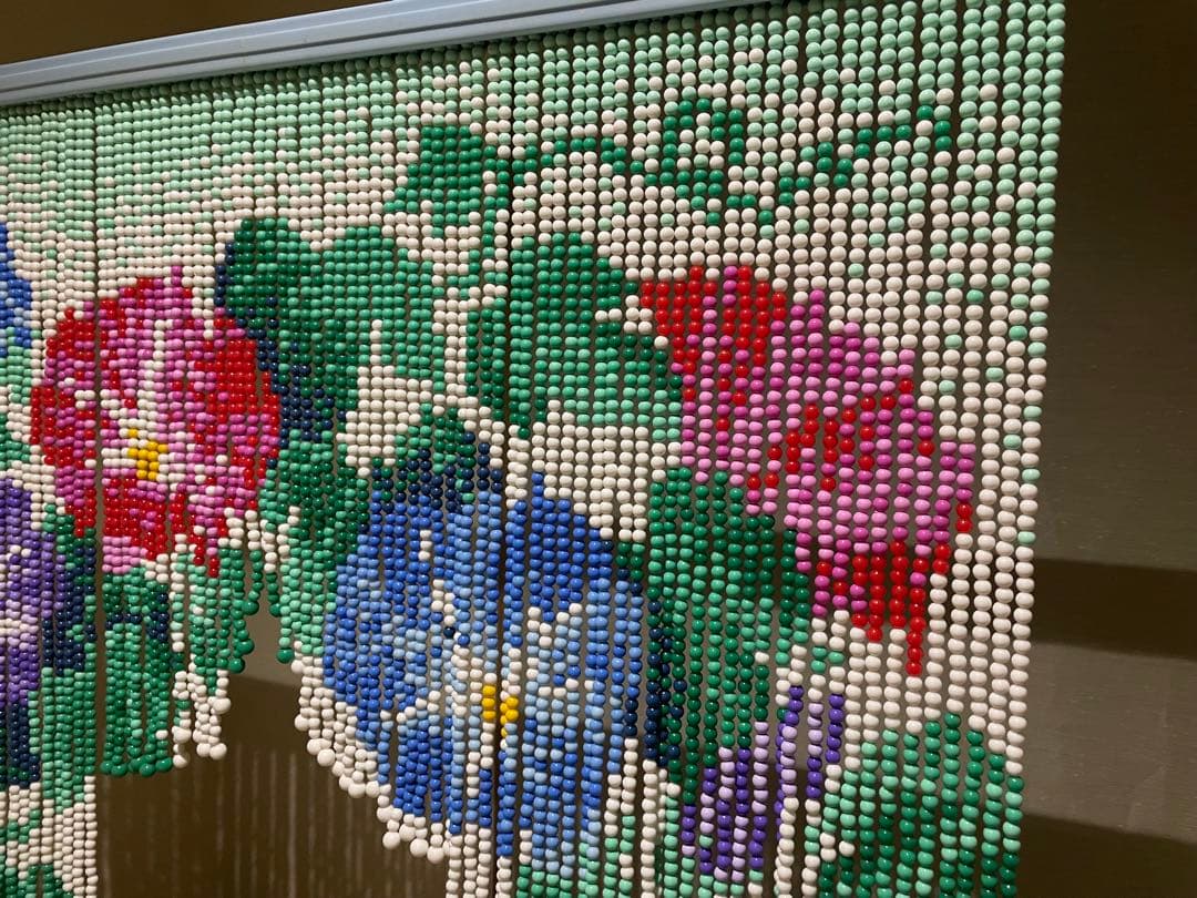 【完成品】　昭和レトロ　珠のれん　ビーズ　花柄