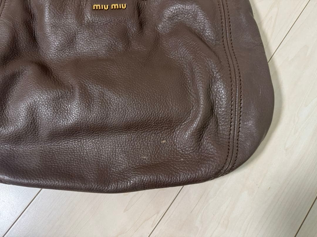 miu miu レザーバッグ