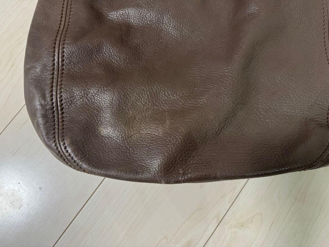 miu miu レザーバッグ