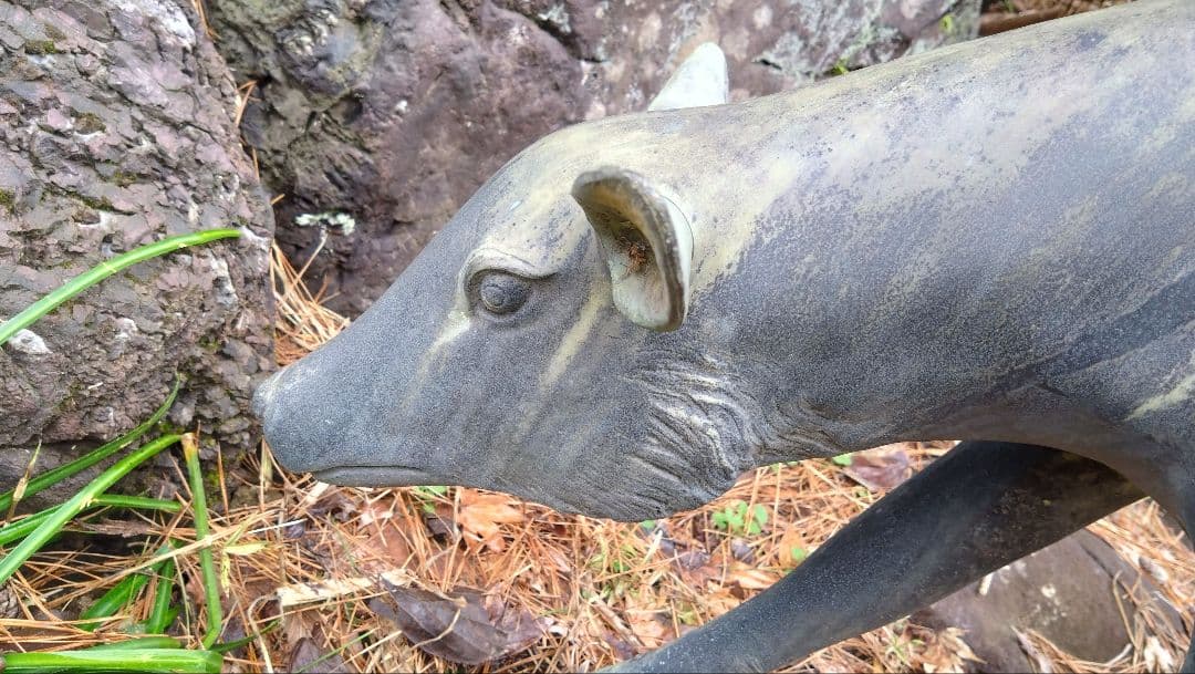 青銅の鹿　つがい(雄)