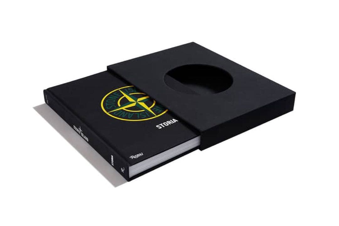 STONE  ストーンアイランド 洋書