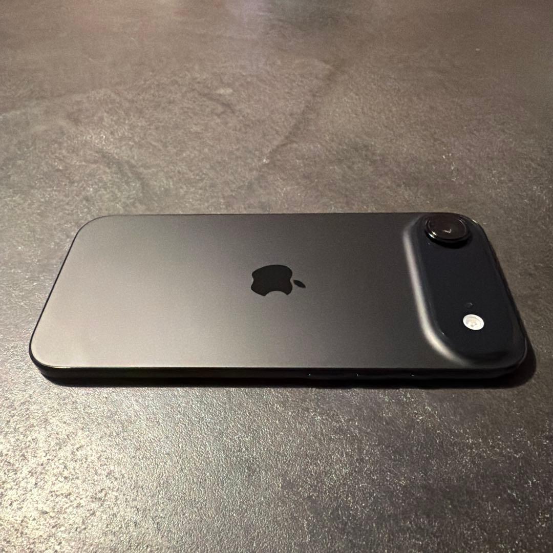 【極美品】iPhone Air 256GB スペースブラック SIMフリー