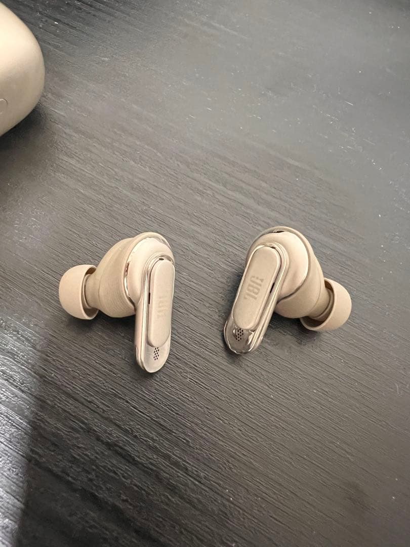 イヤホン JBL TOUR PRO2