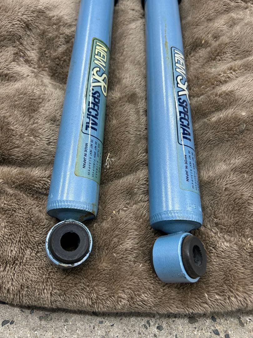 M*S様 510ブルーバード カヤバ　リアショックアブソーバー　早いもの勝ち！