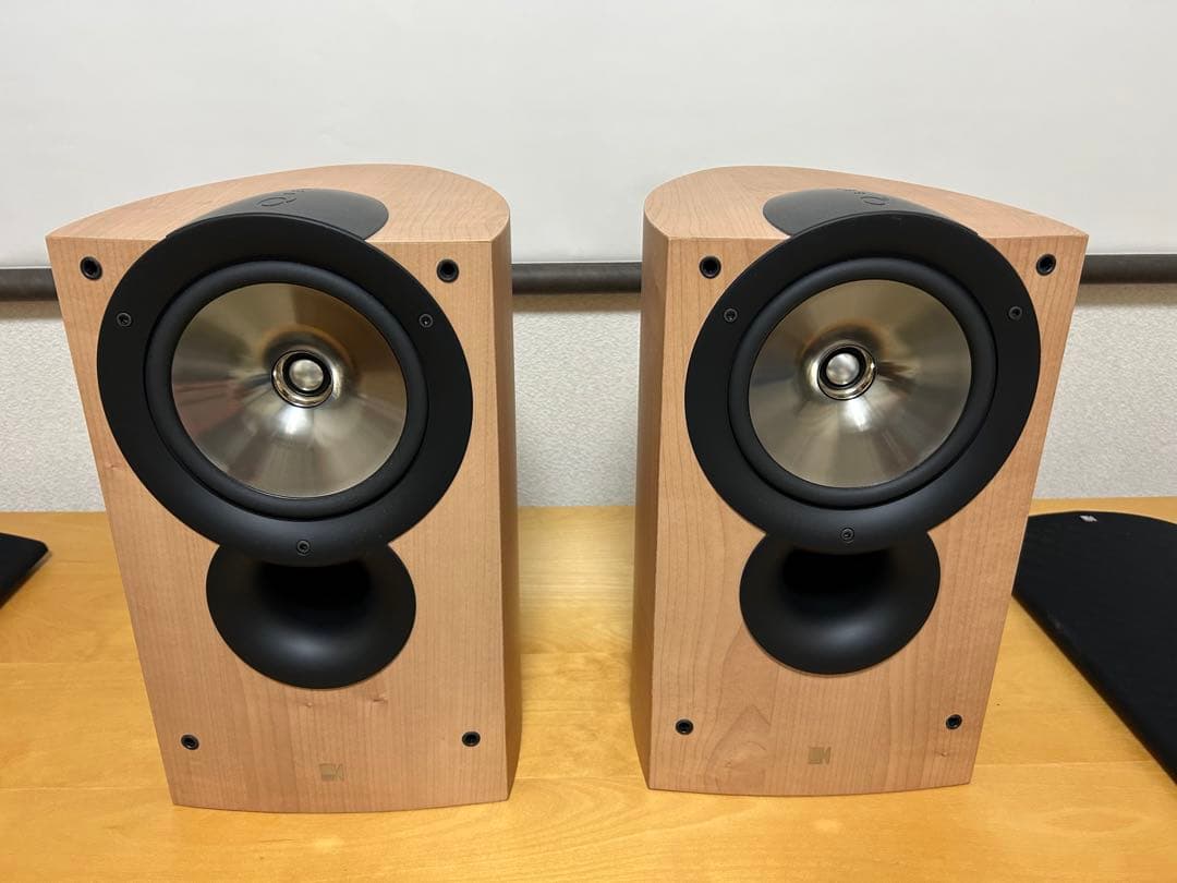 く*ち様 KEF 　IQ3