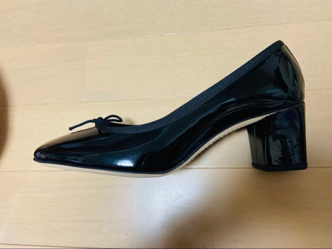 レペット　新品未使用　黒パンプス