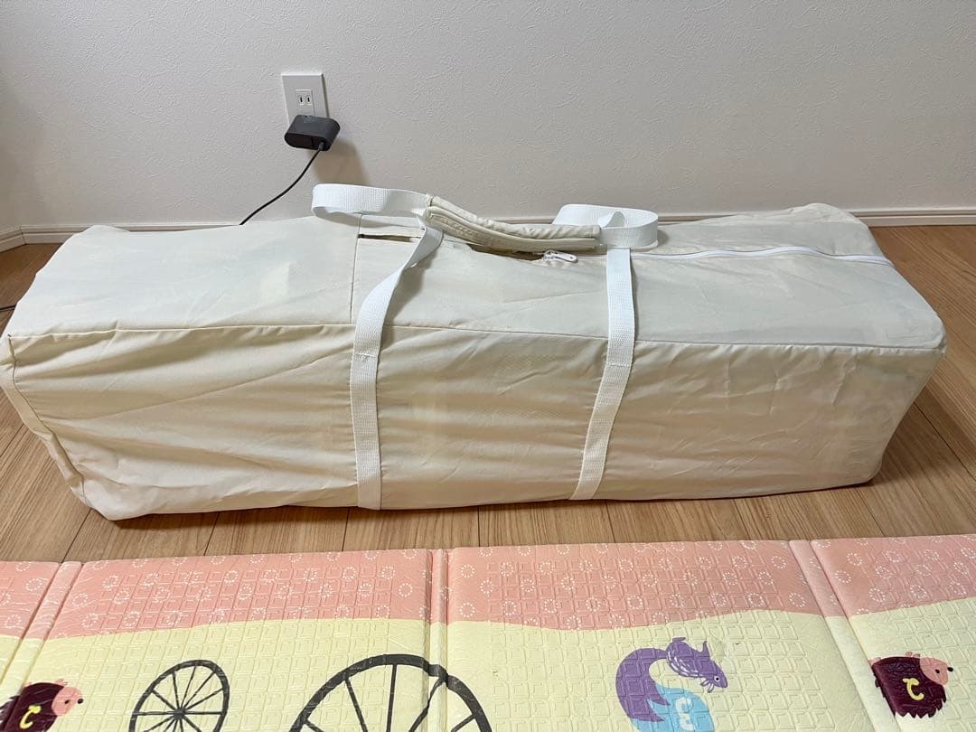 ［美品］アップリカ　ココネルエアープラスAB ベビーベッド