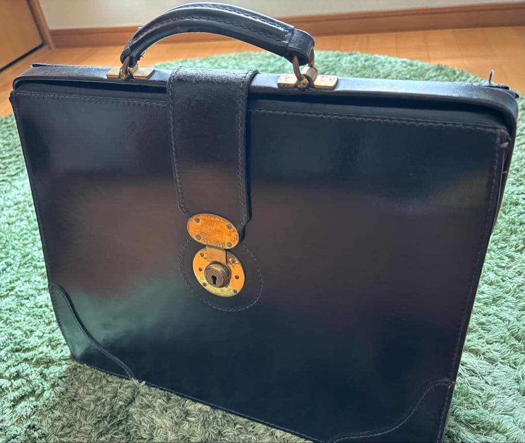 トレーディングポスト　ダレスバッグ（グレンロイヤルGLEN ）※鍵付き