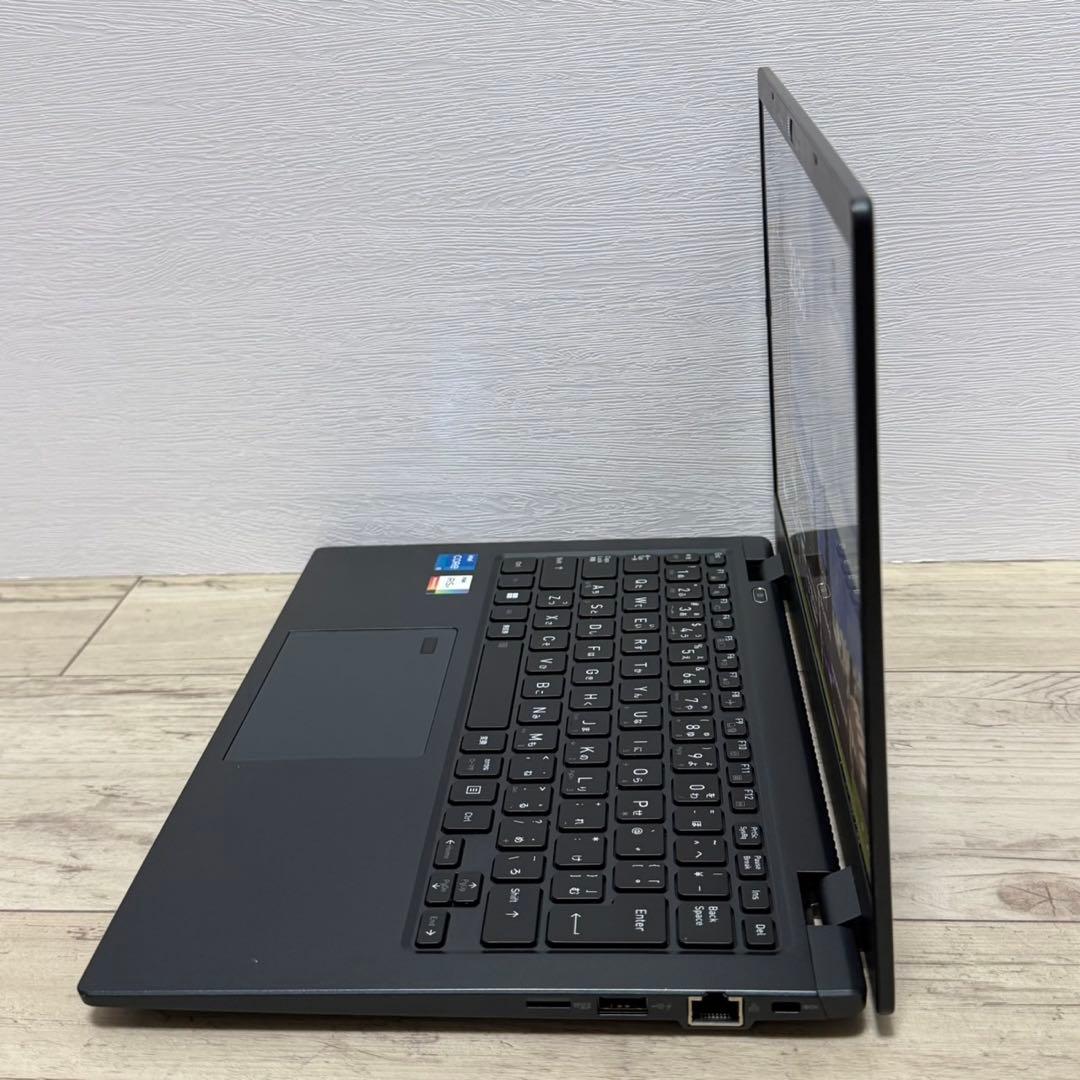 バッテリー良好 dynabook G83HU 第11世代i5 16GB SSD