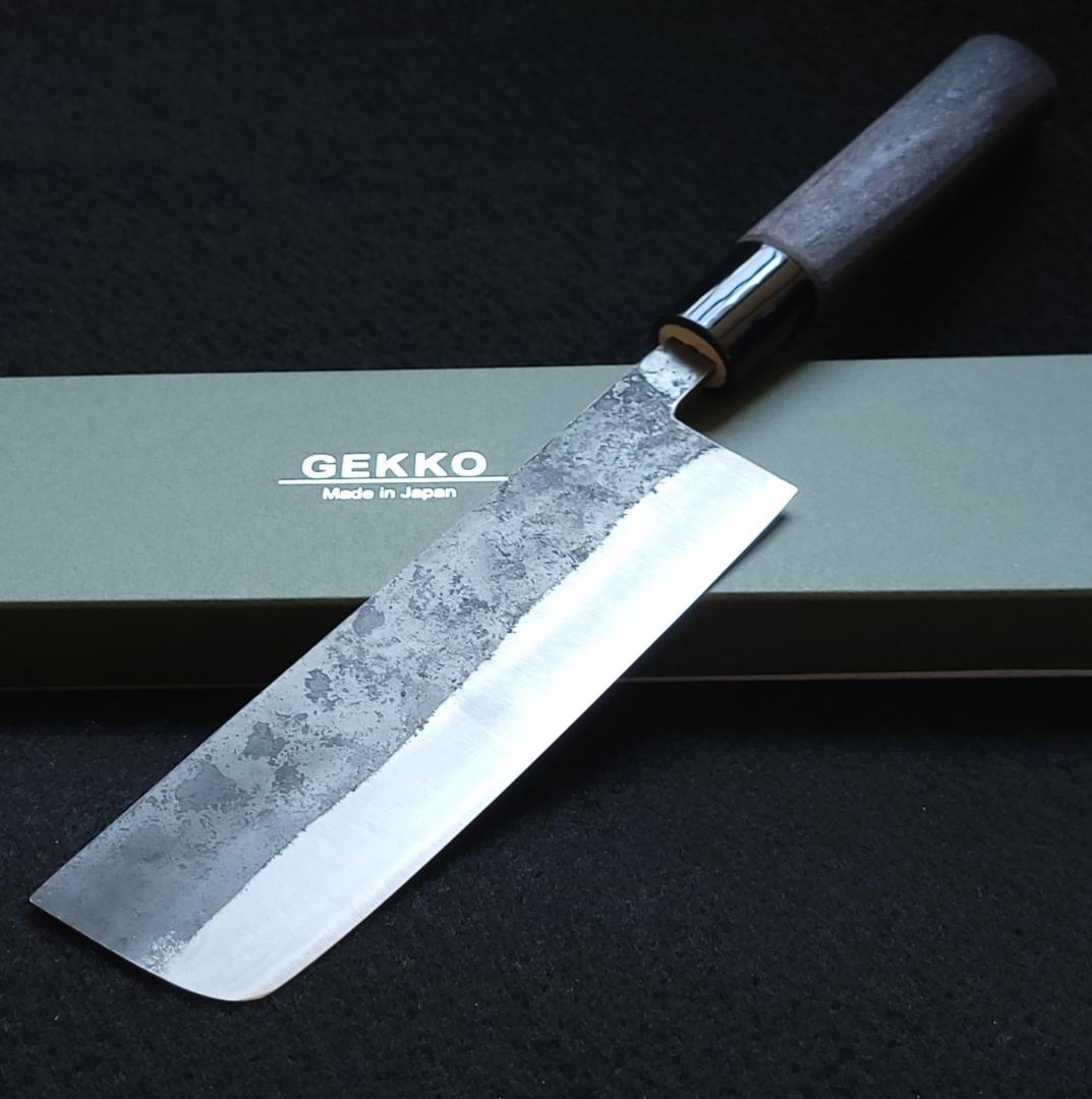 青紙２号クラッド　黒打　菜切型万能包丁160㎜　焼柄　G1635