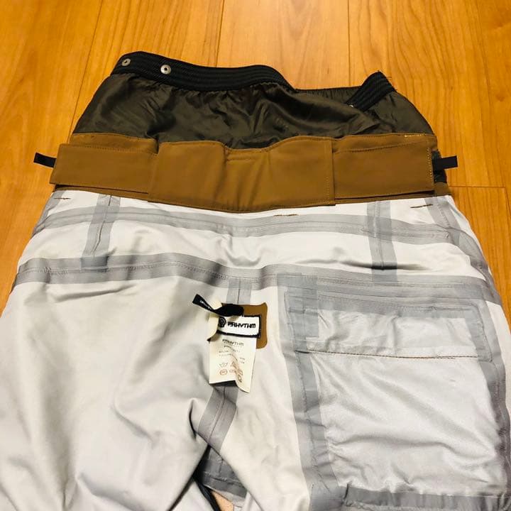 【70%OFF】スノーボードウエア　プリズム　パンツ　P.RHYTHM