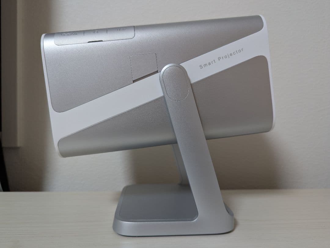 【新品】プロジェクター Netflix／750ANSI／Dolby スピーカー