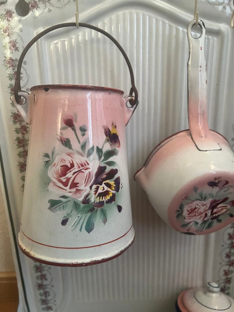 可憐♡アンティークホーロー　JAPY ウェディング　ピンク　小さな　ミルクポット