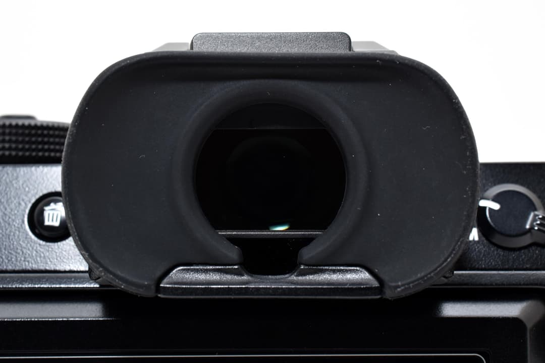 ■極上品■ 富士フィルム GFX 50S II #C657