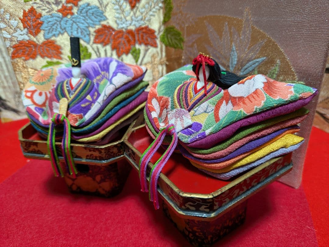 【bebemilmil】アンティーク縮緬の手作りお雛様三人官女付