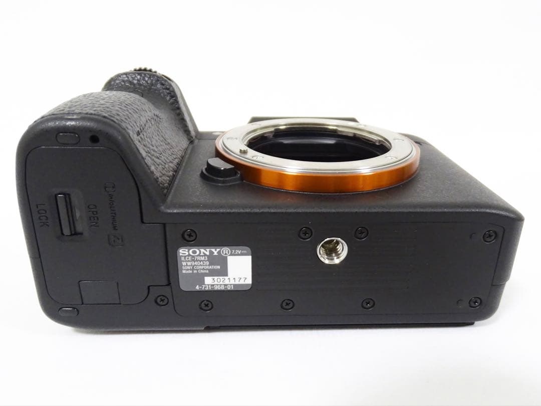 美品 ◆元箱付き◆ SONY α7R III ILCE-7RM3 フレーム付き