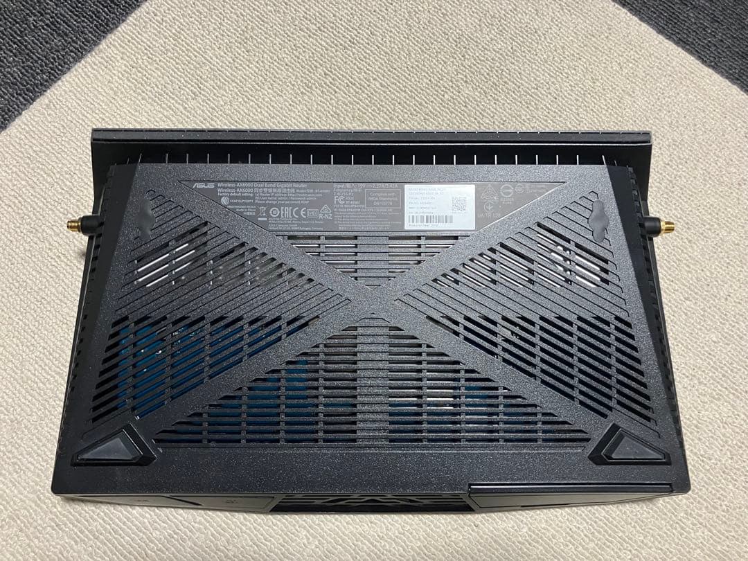 ASUS Wi-Fi ルーター RT-AX88U