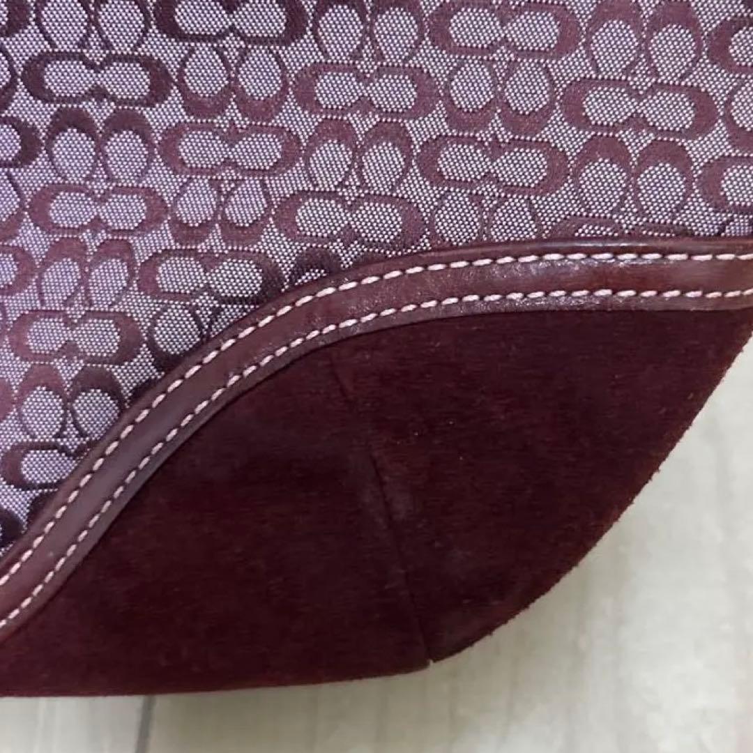 希少カラーコーチシグネチャー柄ホーボー ショルダーバッグ