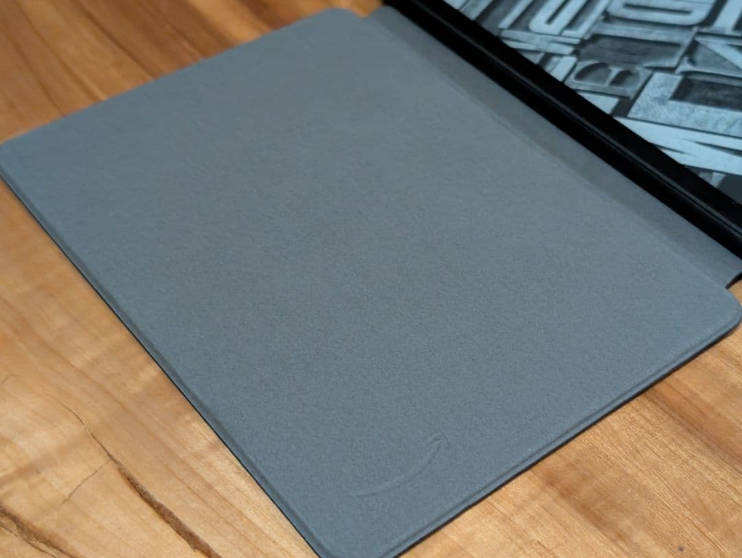 Kindle Paperwhite 第12世代 レザーカバー　電子書籍リーダー