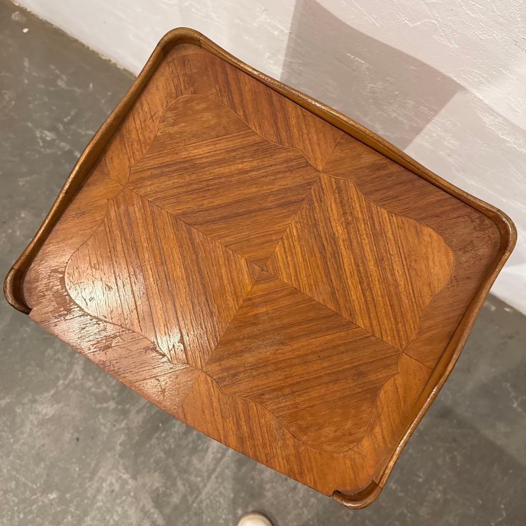 ヴィンテージ　木製サイドテーブル　引き出し／棚付き