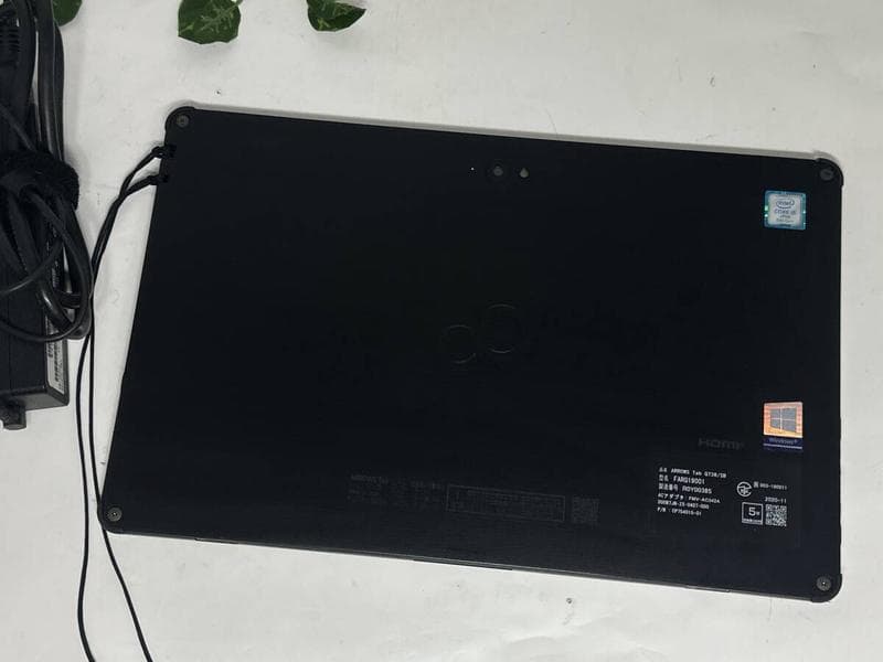i5搭載タブレット!!ARROWS Tab Q738/SB i5:8世代搭載