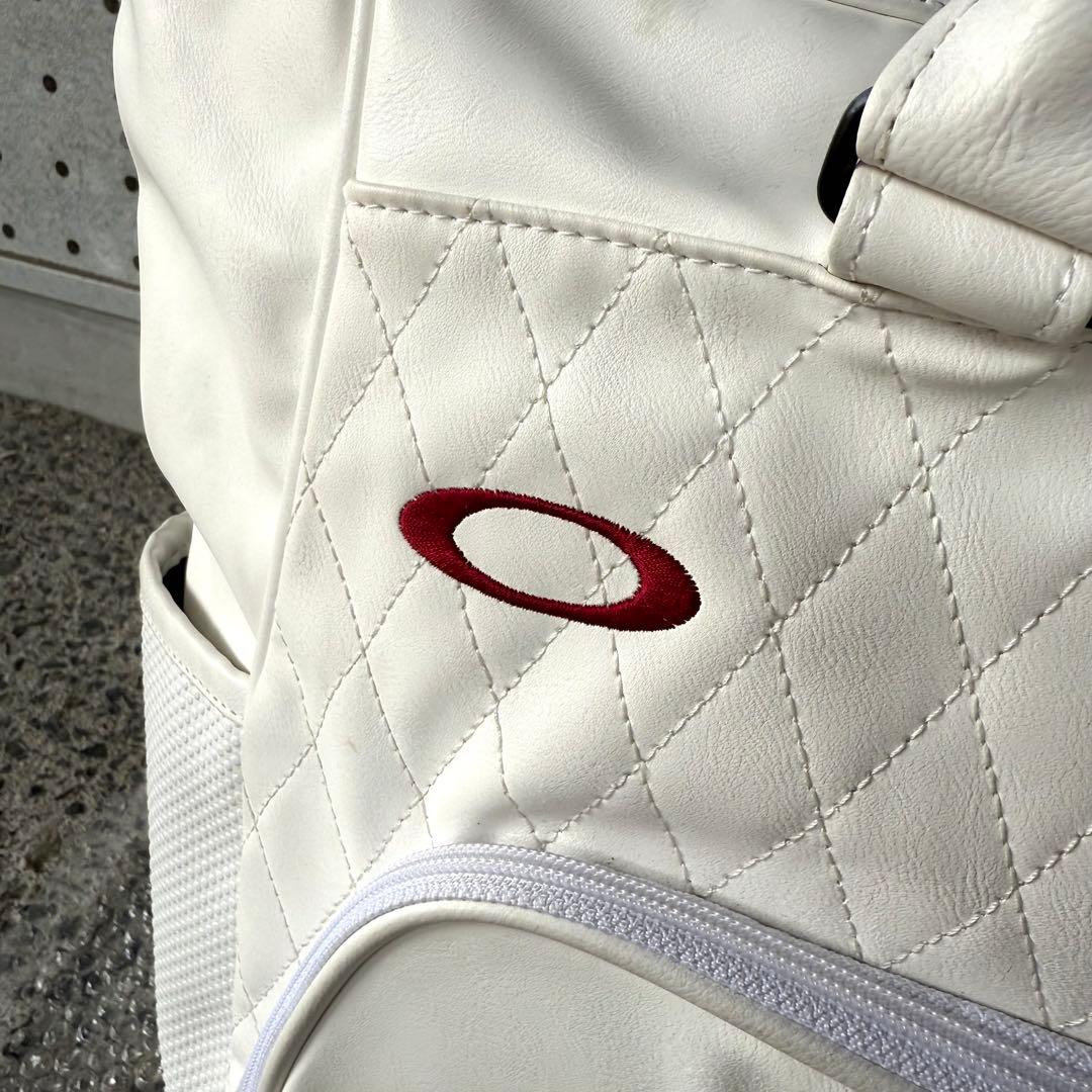 【オークリー】人気スカル刺繍ロゴ 合成皮革 ゴルフトートボストンバック 大容量‼️