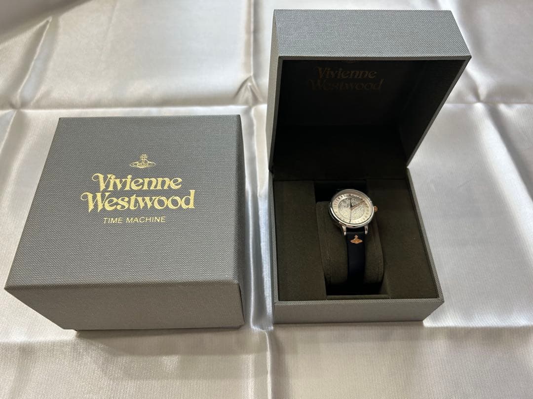 【ヴィヴィアン・ウエストウッド 】時計