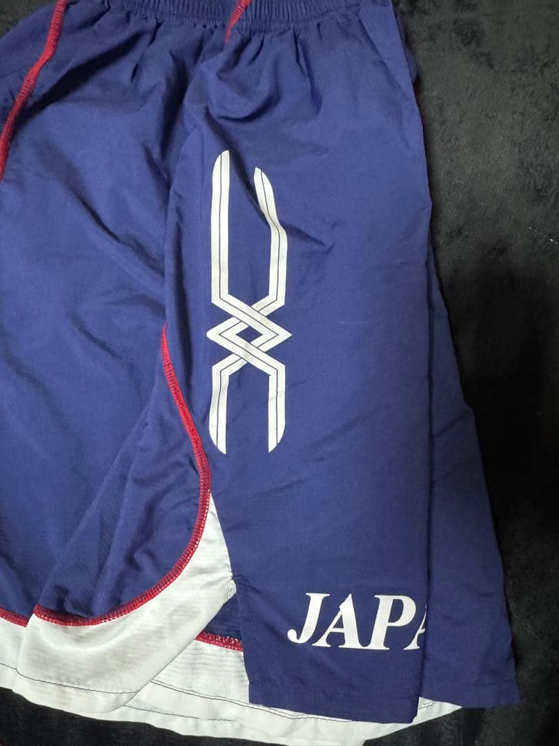 体操日本代表ハーフパンツ