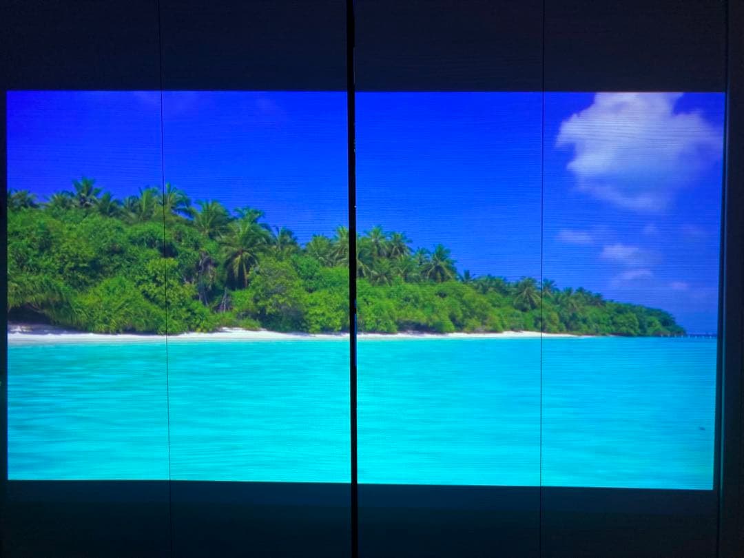 薄型軽量！EPSON EB-1776W 使用頻度の少ない最良品